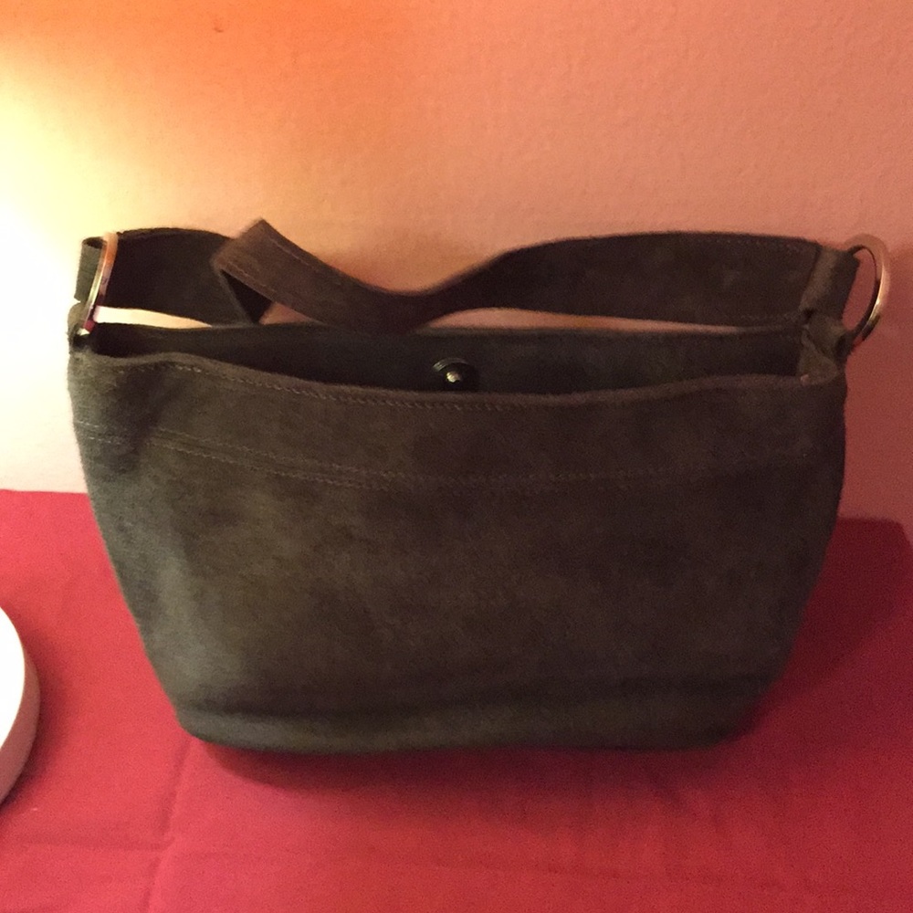 New York and Co small 100% cow suede shoulder bag - Picture 2 of 6